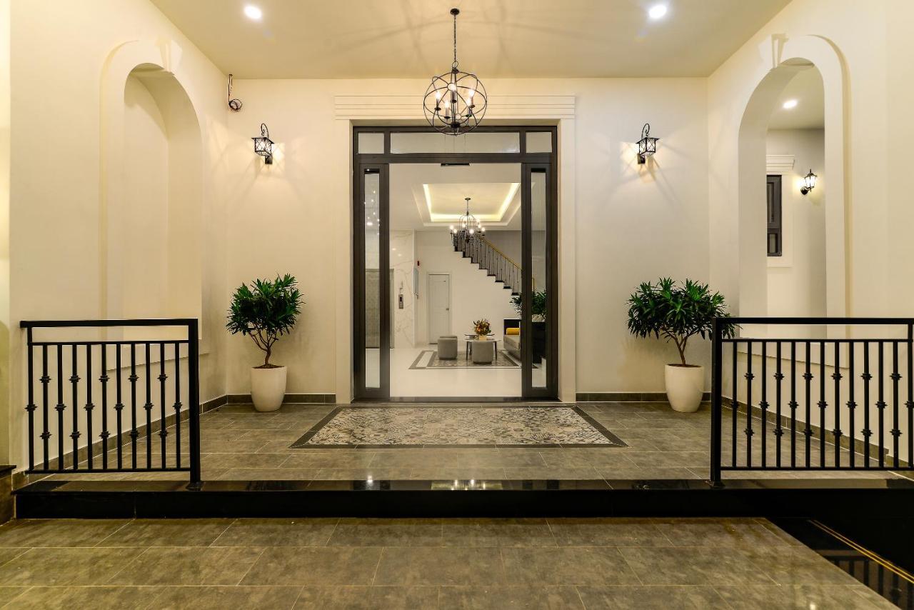Cozrum Homes The Gallery Residence Хошимин Экстерьер фото